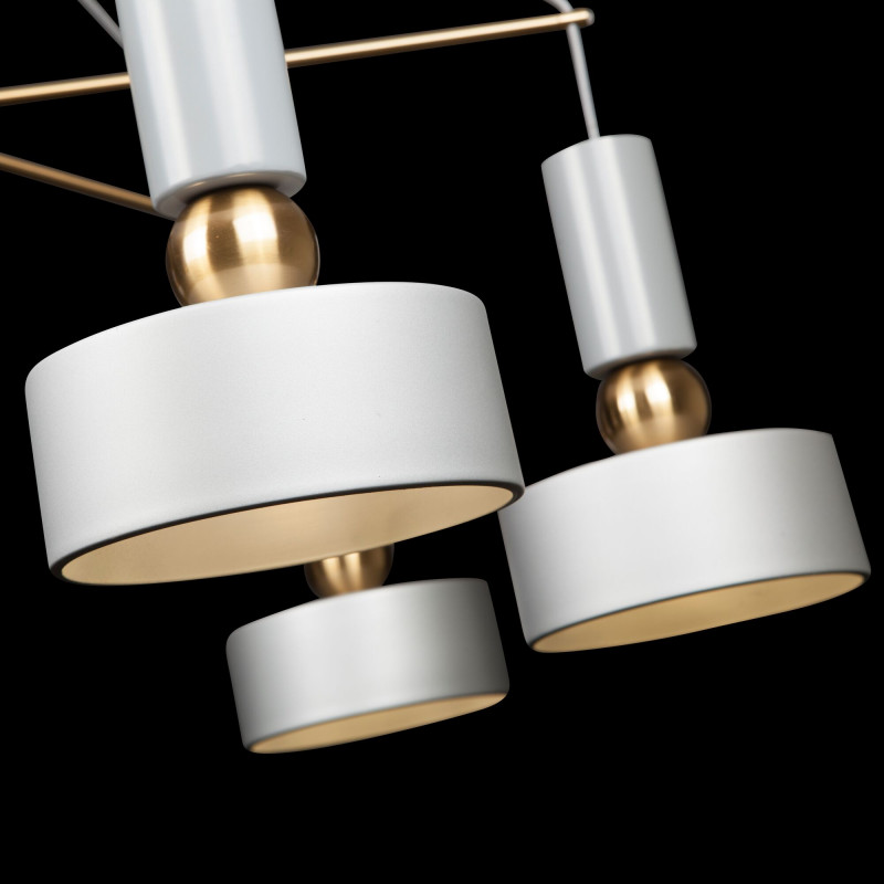 Накладная люстра Maytoni MOD030PL-06GR
